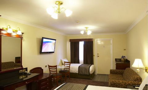 Comfort Inn And Suites Georgian - C Tourism 7