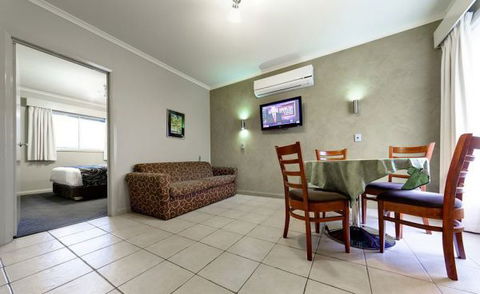 Comfort Inn And Suites Georgian - C Tourism 8