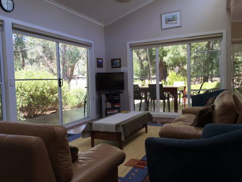Corella Holiday Cottage - C Tourism 4
