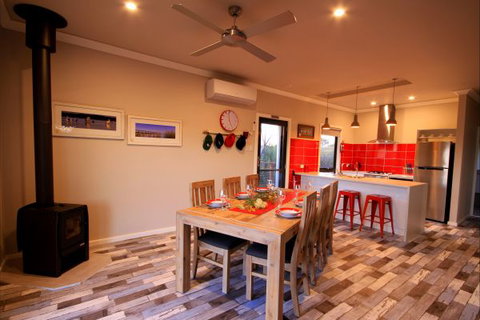 Coorong Cabins - C Tourism 2