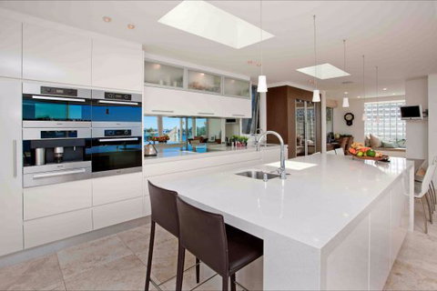 Deep Blue - C Tourism 6