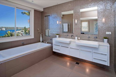 Deep Blue - C Tourism 8