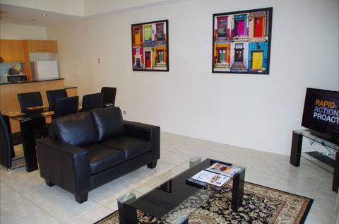 Ensenada Motor Inn And Suites - C Tourism 7