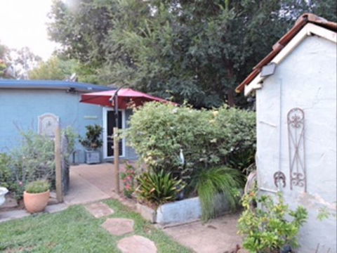 Garden Cottage B And B - C Tourism 6