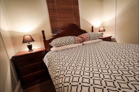 Heather's Mica Cottage - C Tourism 0