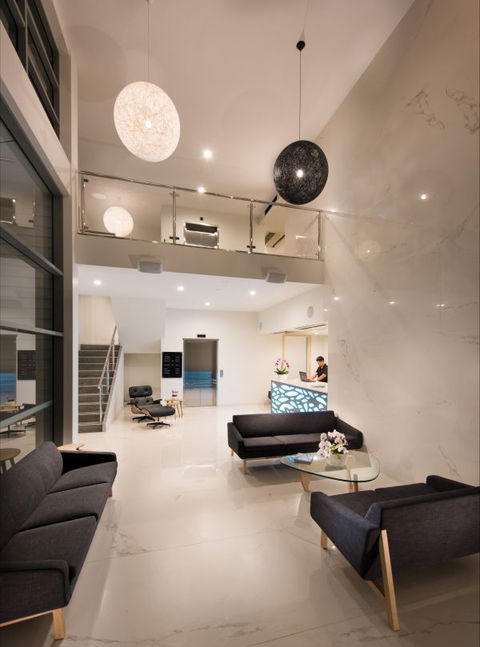 Heart Hotel And Gallery Whitsundays - C Tourism 2