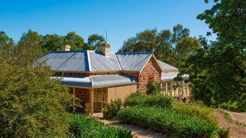 Red Gum Retreat - C Tourism 0