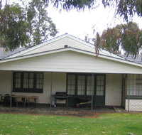 Naracoorte Cottages  Pinkerton Hill - C Tourism