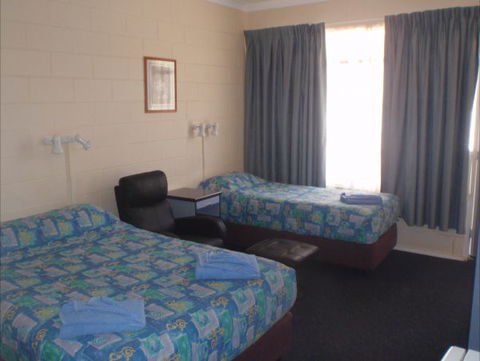 Murray Bridge Central Olympic Motel And Cottages - C Tourism 2