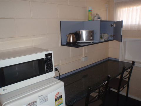 Murray Bridge Central Olympic Motel And Cottages - C Tourism 3