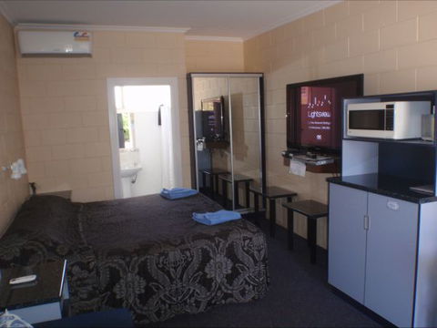 Murray Bridge Central Olympic Motel And Cottages - C Tourism 5
