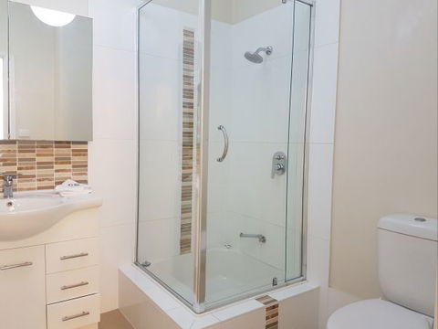 Newcastle Terraces And Apartments - NBC Apartments - C Tourism 3