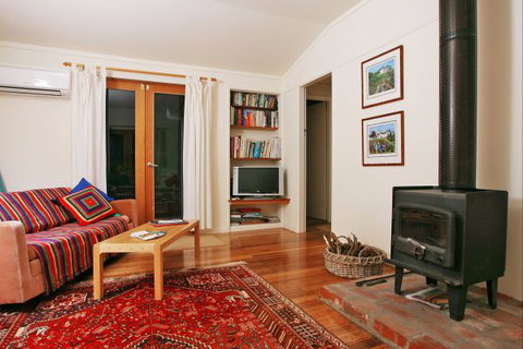 Oakhill Cottage - C Tourism 1
