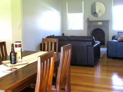 Orange Tree Cottage - C Tourism 3