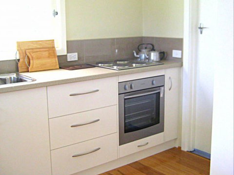 Orange Tree Cottage - C Tourism 6