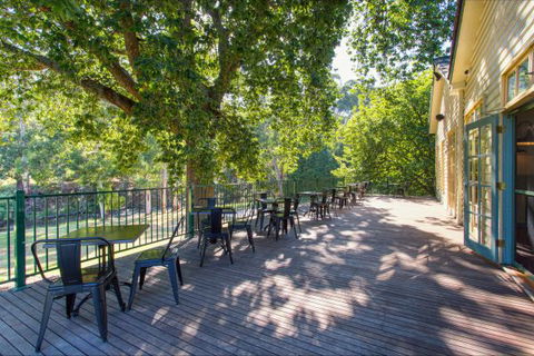 Oscar's On The Yarra - C Tourism 1