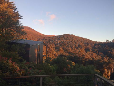 Pipeline Chalet Mt Wellington - C Tourism 7