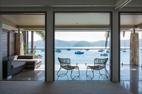 Pittwater Beach House - C Tourism 4