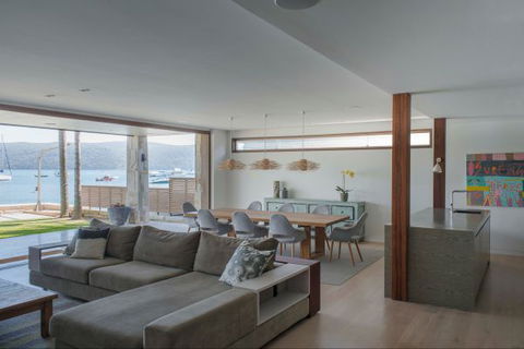 Pittwater Beach House - C Tourism 7
