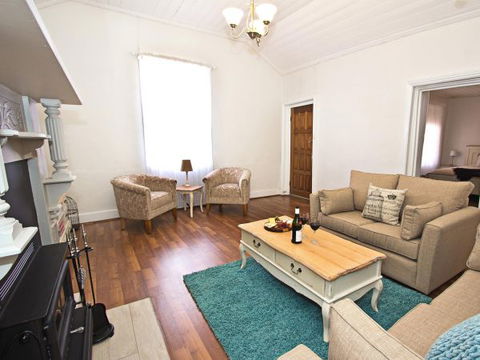 Queen's Cottage Barossa Valley - C Tourism 10