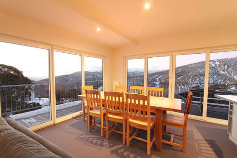 Ropers Alpine Apartments - C Tourism 1