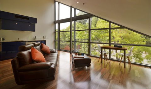 Salamanca Wharf Hotel - C Tourism 1