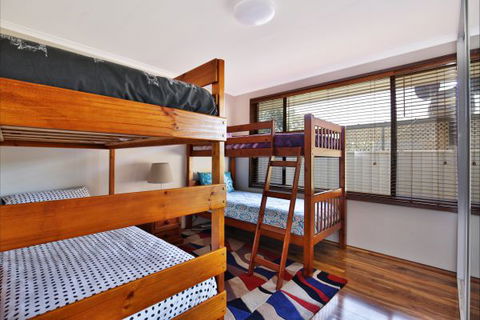 Sandy Toes Beach House - C Tourism 3
