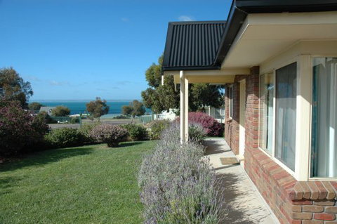 Seashells Apartments Unit 2 - C Tourism 4