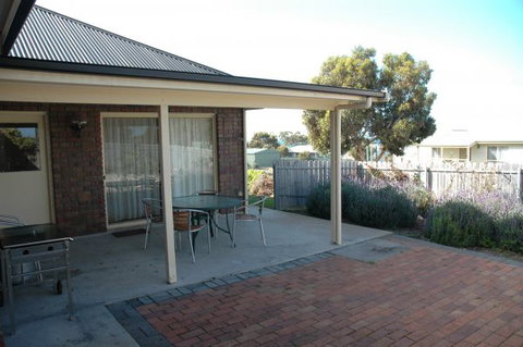 Seashells Apartments Unit 2 - C Tourism 5