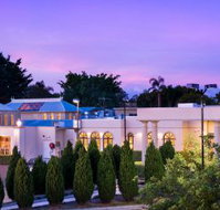 Shangri La Gardens Motel and Function Centre - C Tourism