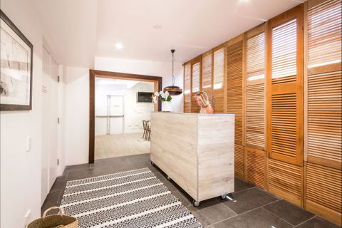 Stranded Beach Stay Yeppoon - C Tourism 2