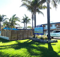 Surfside Holiday Apartments - C Tourism