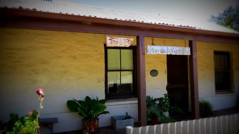 The Pig And Whistle - C Tourism 10