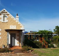 The Old Drik Drik Schoolhouse Retreat - C Tourism