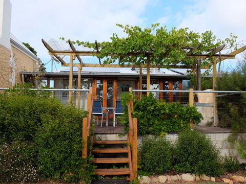 The Old Drik Drik Schoolhouse Retreat - C Tourism 1