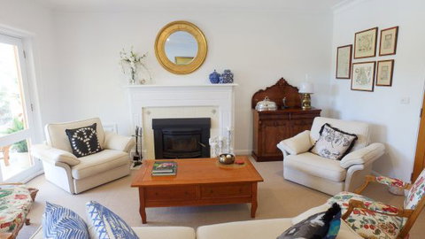 The Ridge Retreat Mollymook - C Tourism 3