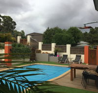 The Hideaway  Luxury Bed and Breakfast - C Tourism