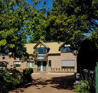 The Berry Inn - C Tourism