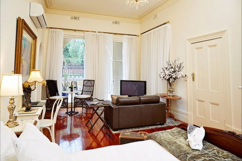The Suites, Villa Belgravia - C Tourism 6