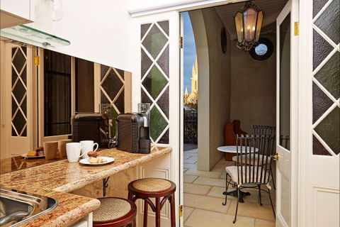 The Suites, Villa Belgravia - C Tourism 7