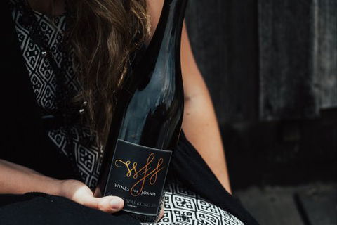 Wines For Joanie Cottage - C Tourism 9