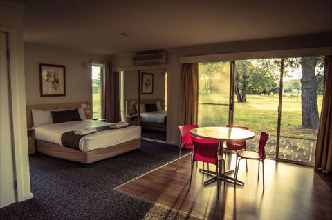 Yowani Country Club - C Tourism 0