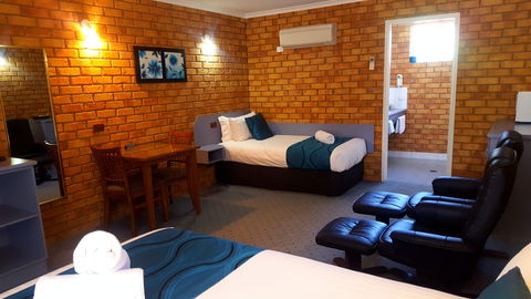 Centrepoint Motel - C Tourism 4