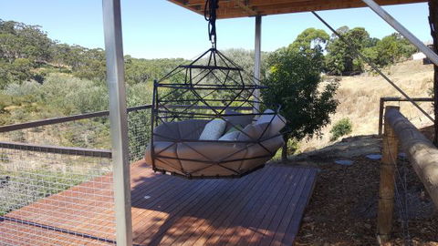 Clifftop At Hepburn - C Tourism 2