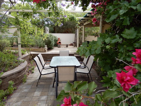 Dot's House - C Tourism 5