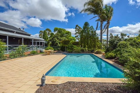 Forest Lodge Highfields - C Tourism 5