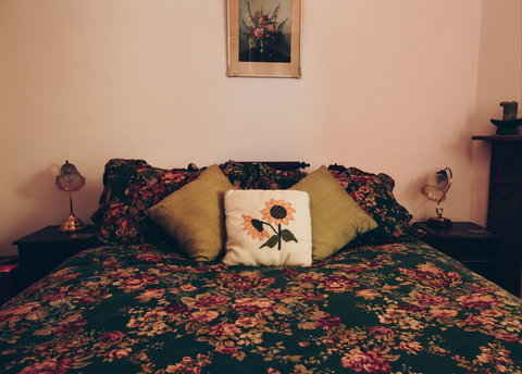 Hamilton House Bed And Breakfast - C Tourism 2