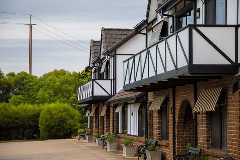 Mick O'Shea's - C Tourism 0