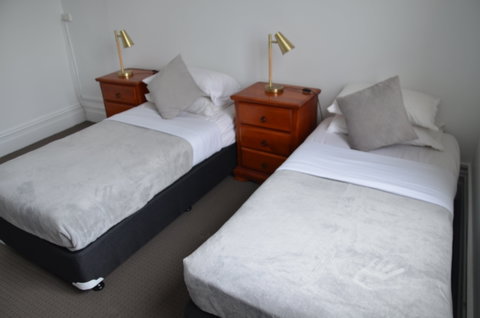 Sandy Bottoms Guesthouse - C Tourism 8