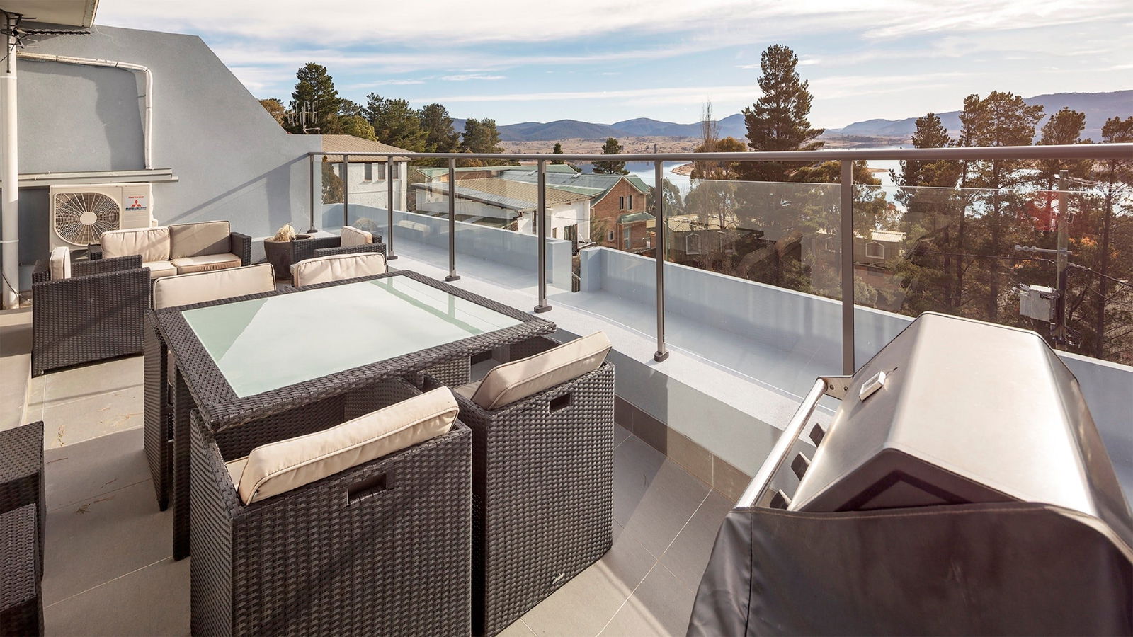 Jindabyne NSW C Tourism